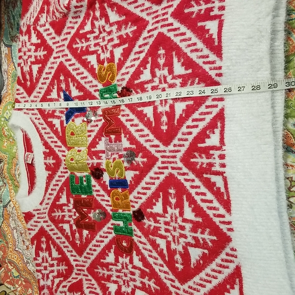 Merry Christmas Sweater - Picture 5 of 8